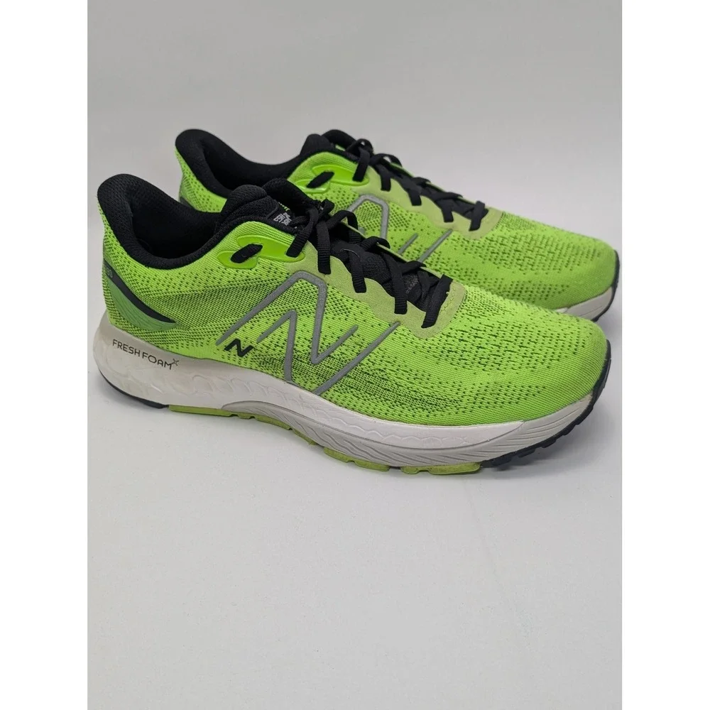 New Balance Men's 9.5D 880 v12 Men's Running Shoes Lime Green Black M880L12
